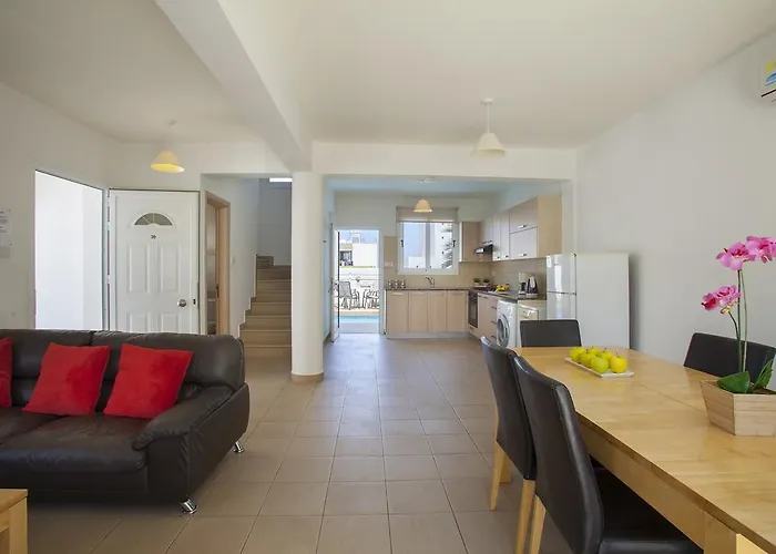 Vilă Daffodil Protaras