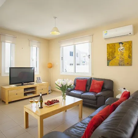 Daffodil Villa Protaras